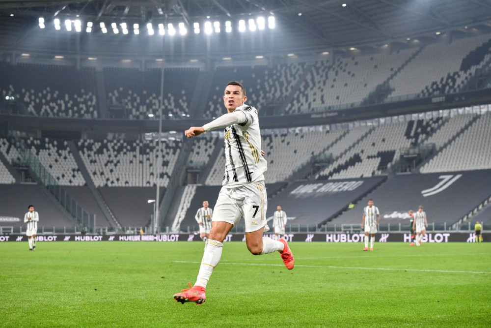  拉齐奥主场迎战尤文图斯，上演精彩激烈对攻大战